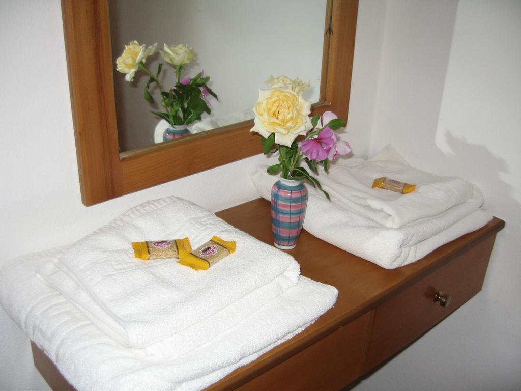 Irilena Apartments Stalida 객실 사진